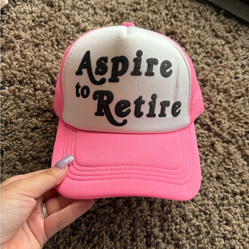 HANDMADE HATS - Picture 2 of 7